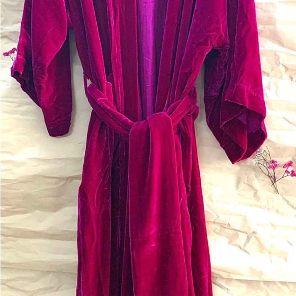 STUNNING SILK VELVET HANDMADE FITS KIMONO ROBE or DUSTER (unlined) FITS 6-10 US